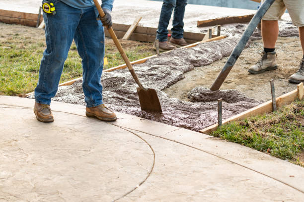 Best Concrete Driveway Installation in Graymoor Devondale, KY